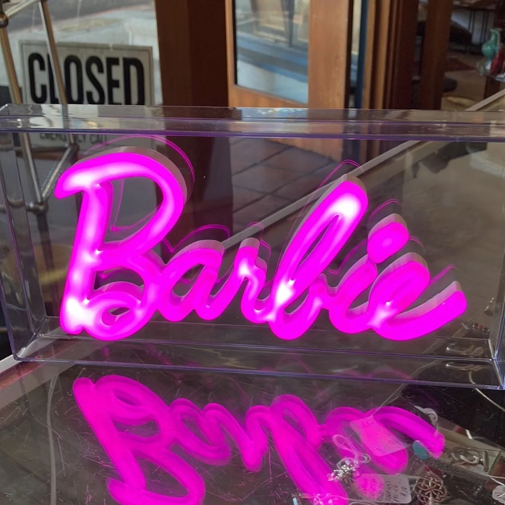 BARBIE LED LIGHT!! π€©β¨πβ¨πβ¨πβ¨ - Picture 2 of 13